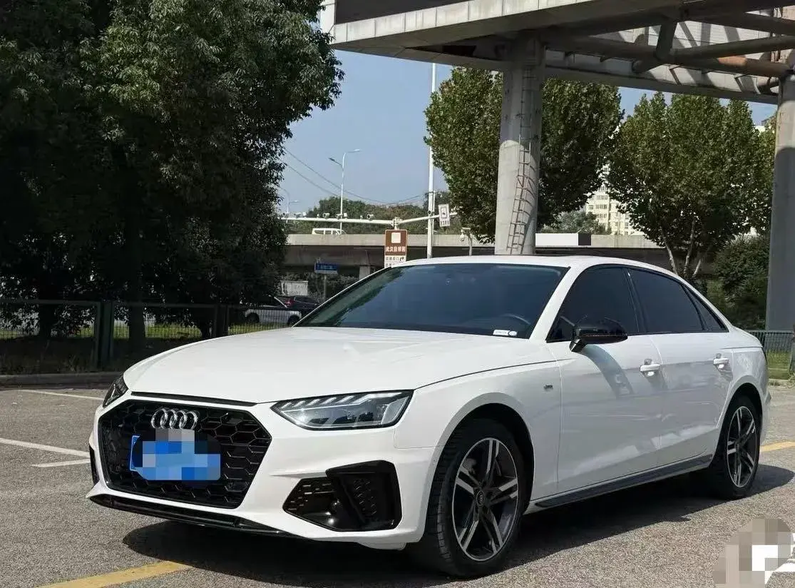 2020 Audi A4L 2.0T 190HP L4 7DCT