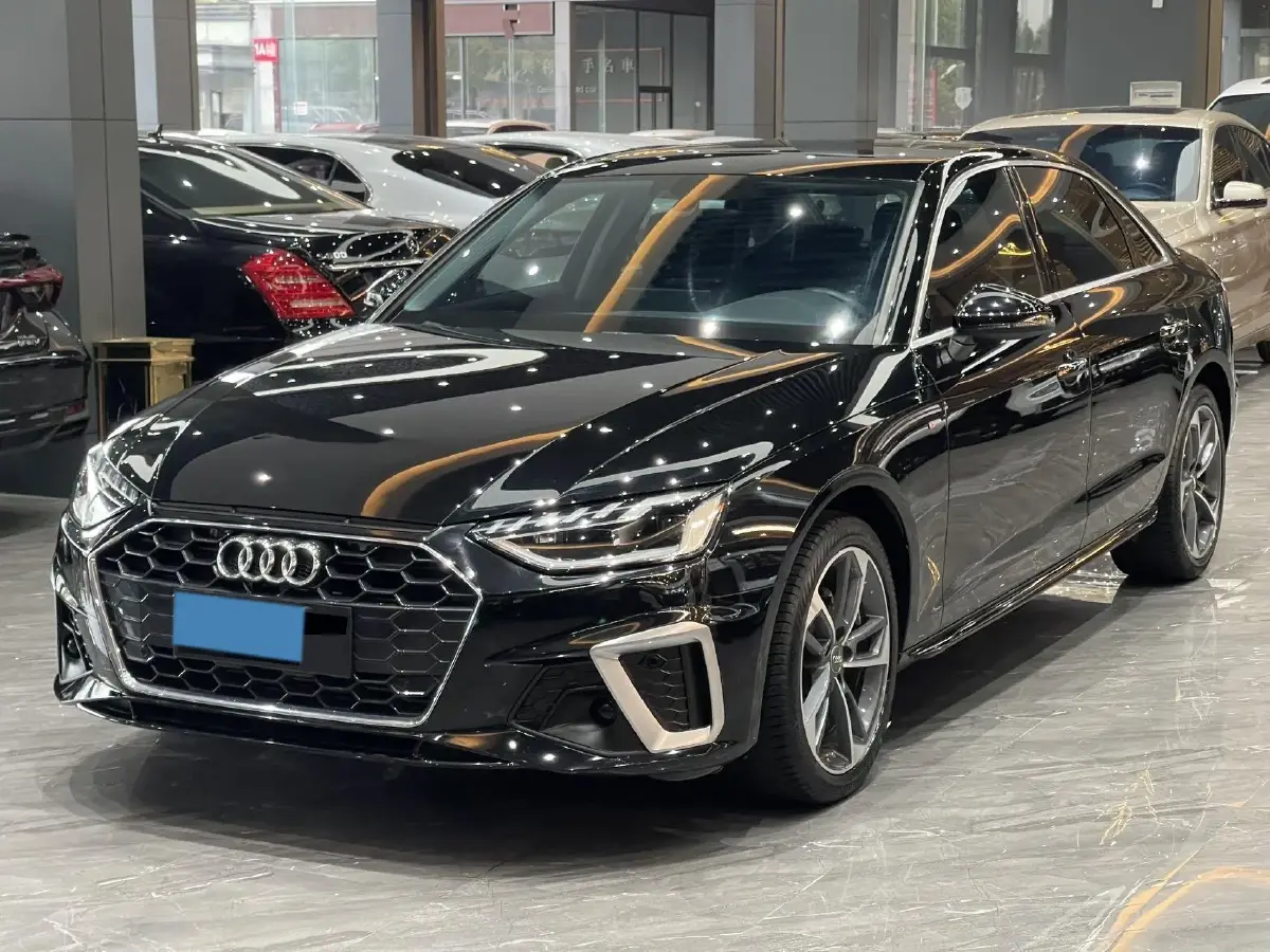 2020 Audi A4L 2.0T 190HP L4 7DCT