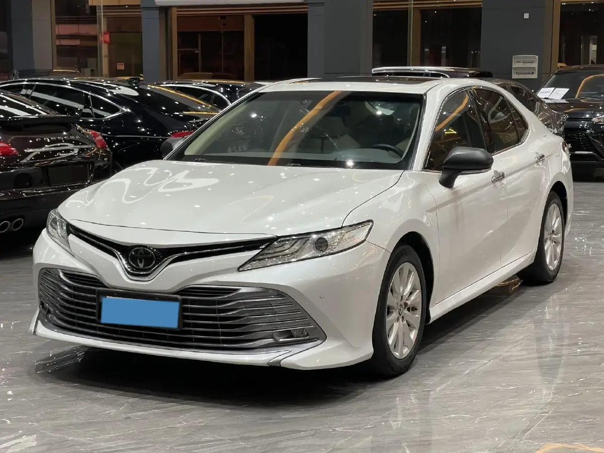 2018 Toyota Camry 2.0L 169HP L4 6AT