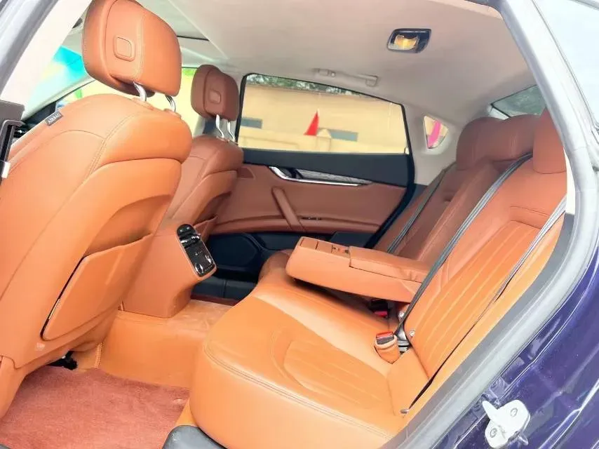 2018 Maserati Quattroporte 3.0T 350HP V6 8AT,autocango,china used car exporter,china ev exporter,chinese used car exporter,chinese used ev exporter