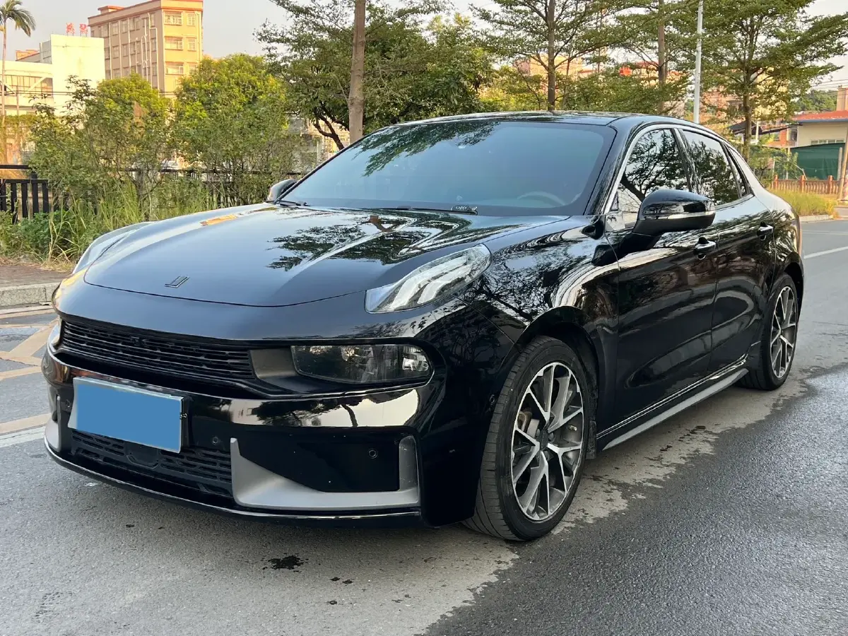 2019 LYNK&CO 01 2.0T 190HP L4 6AT