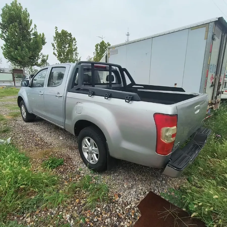 2020 JMC BaoDian 2.5T 140HP L4 5MT,autocango,china used car exporter,china ev exporter,chinese used car exporter,chinese used ev exporter