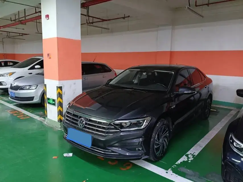 2021 Volkswagen Sagitar 1.4T 150HP L4 7DCT