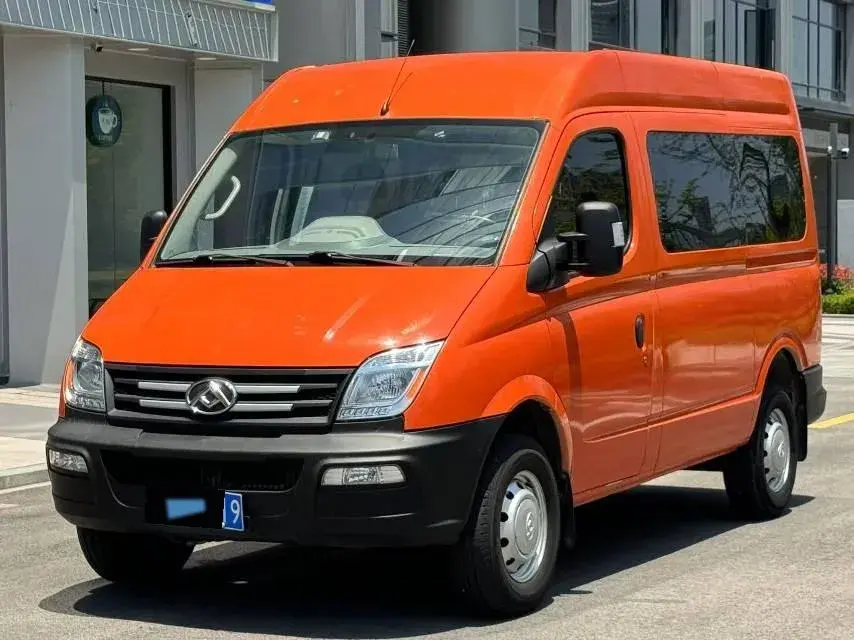 2020 MAXUS XinTu V80 2.5T 136HP L4 6MT