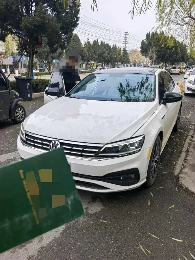 2019 Volkswagen T-Cross 1.4T 150HP L4 7DCT