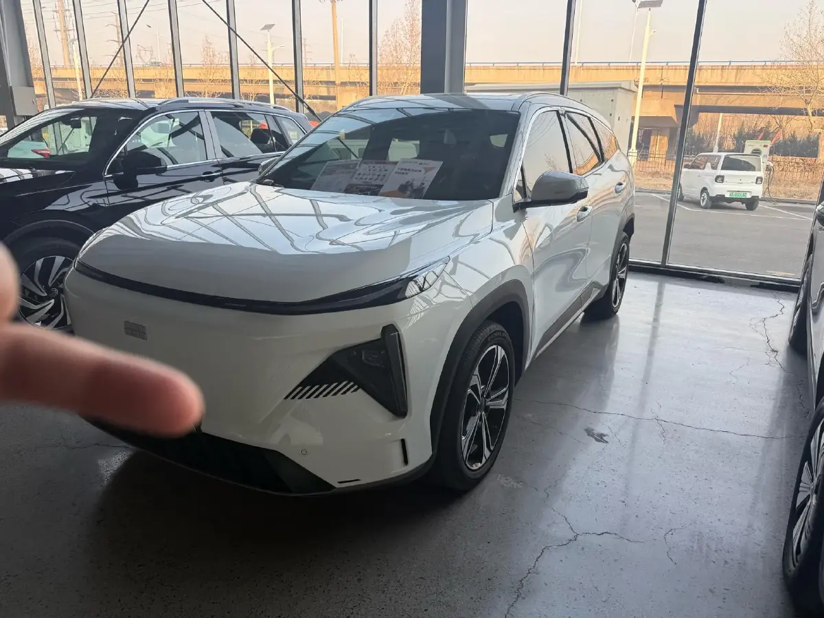 2024 Geely Galaxy L7 1.5T 163HP L4 3DHT PHEV 18.7KWH