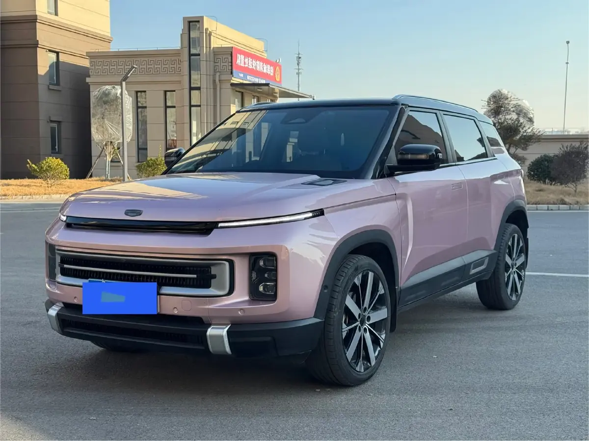 2023 Geely ICON 1.5T 181HP L4 7DCT