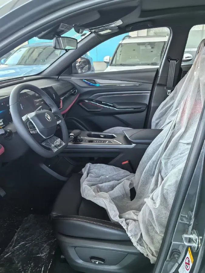 2024 ChangAn X5 PLUS 1.5T 188HP L4 7DCT,autocango,china used car exporter,china ev exporter,chinese used car exporter,chinese used ev exporter