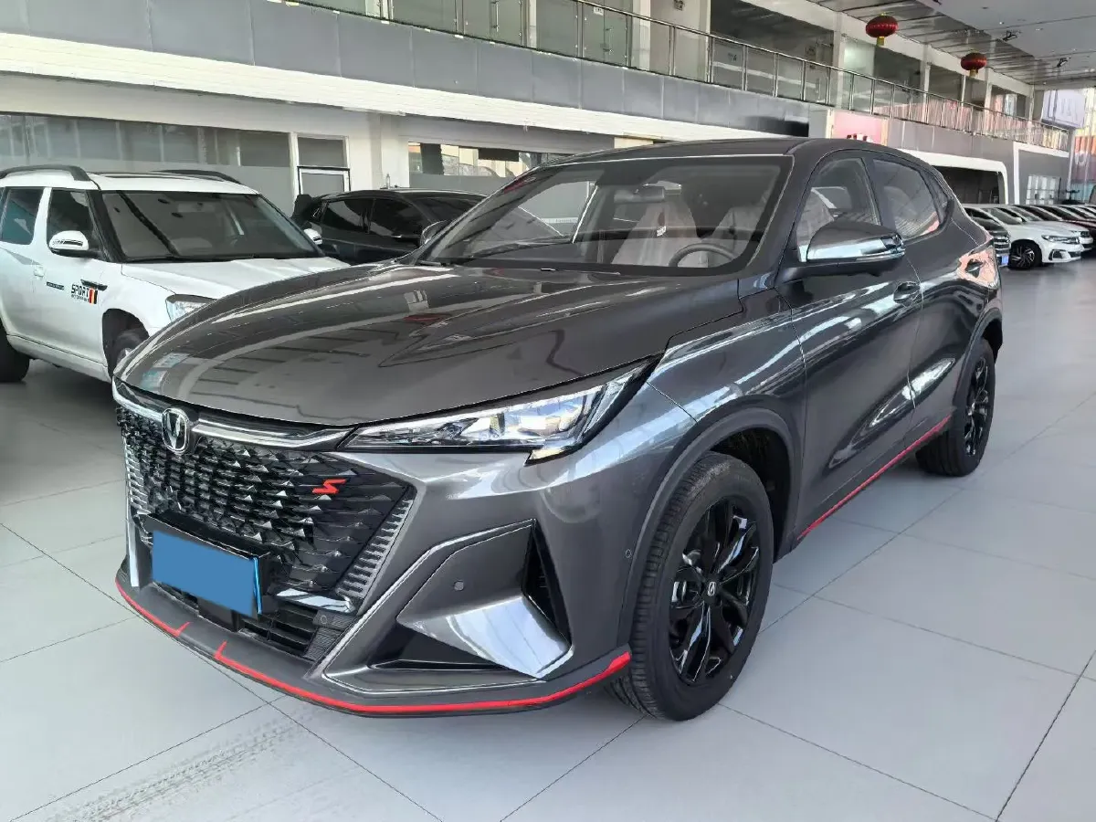 2024 ChangAn X5 PLUS 1.5T 188HP L4 7DCT,autocango,china used car exporter,china ev exporter,chinese used car exporter,chinese used ev exporter