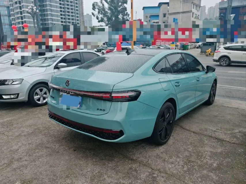 2025 Volkswagen Passat 2.0T 220HP L4 7DCT,autocango,china used car exporter,china ev exporter,chinese used car exporter,chinese used ev exporter