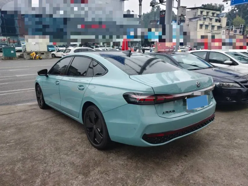 2025 Volkswagen Passat 2.0T 220HP L4 7DCT,autocango,china used car exporter,china ev exporter,chinese used car exporter,chinese used ev exporter