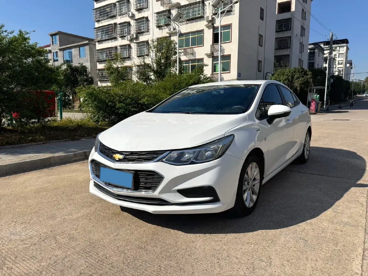 2018 Chevrolet Cruze 1.5L 114HP L4 6AT