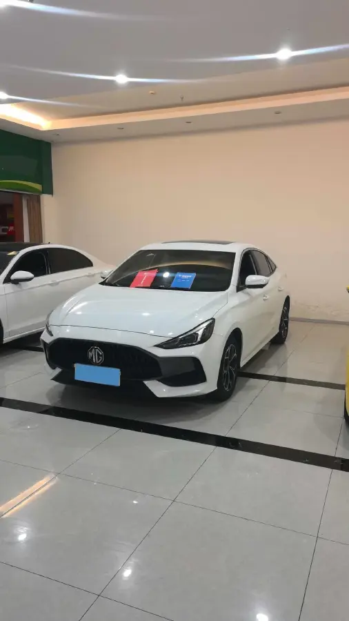 2021 MG 5 1.5L 120HP L4 CVT