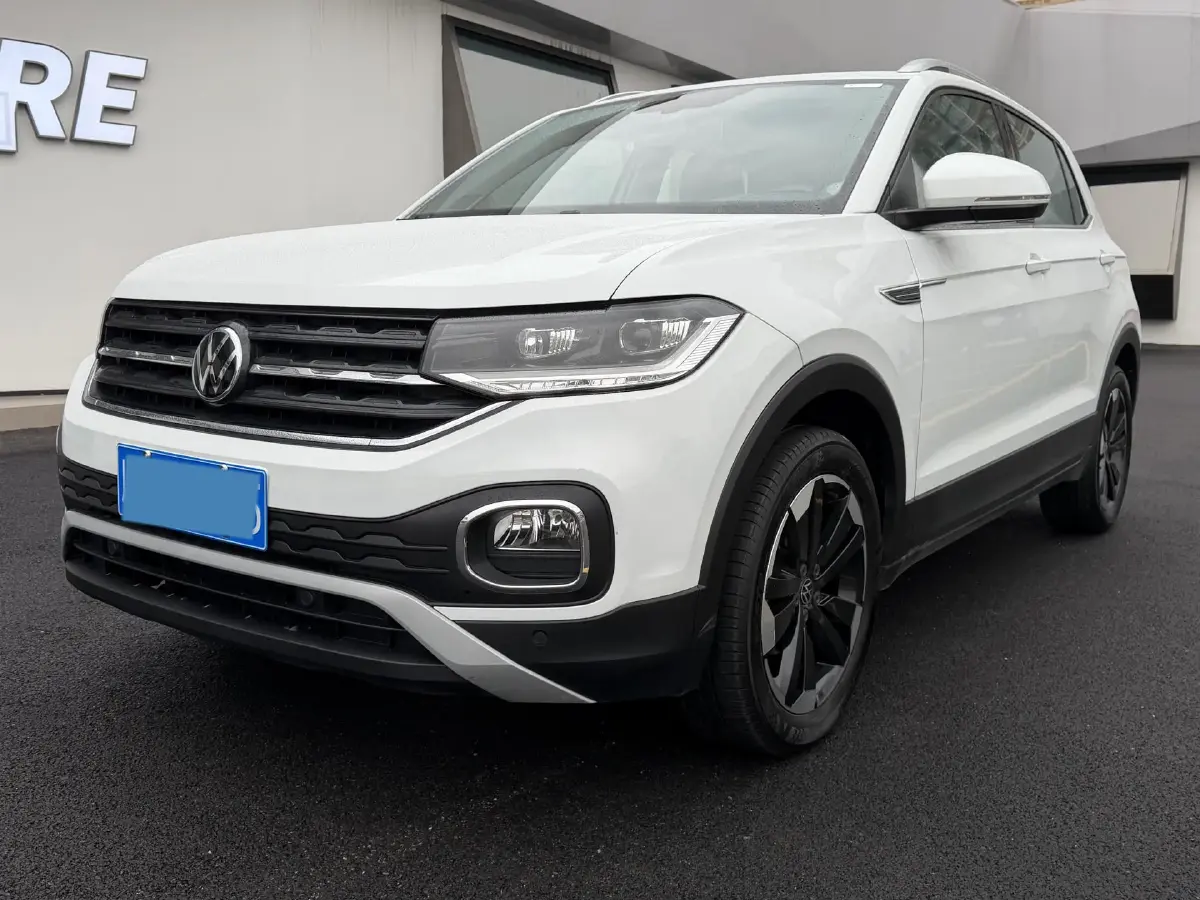 2023 Volkswagen Tacqua 1.2T 116HP L4 7DCT