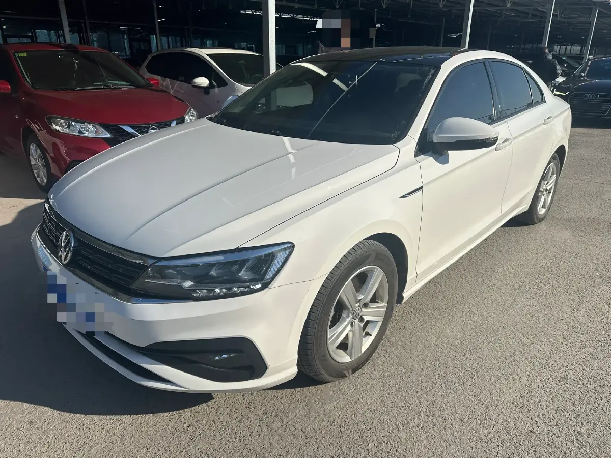 2019 Volkswagen T-Cross 1.4T 150HP L4 7DCT