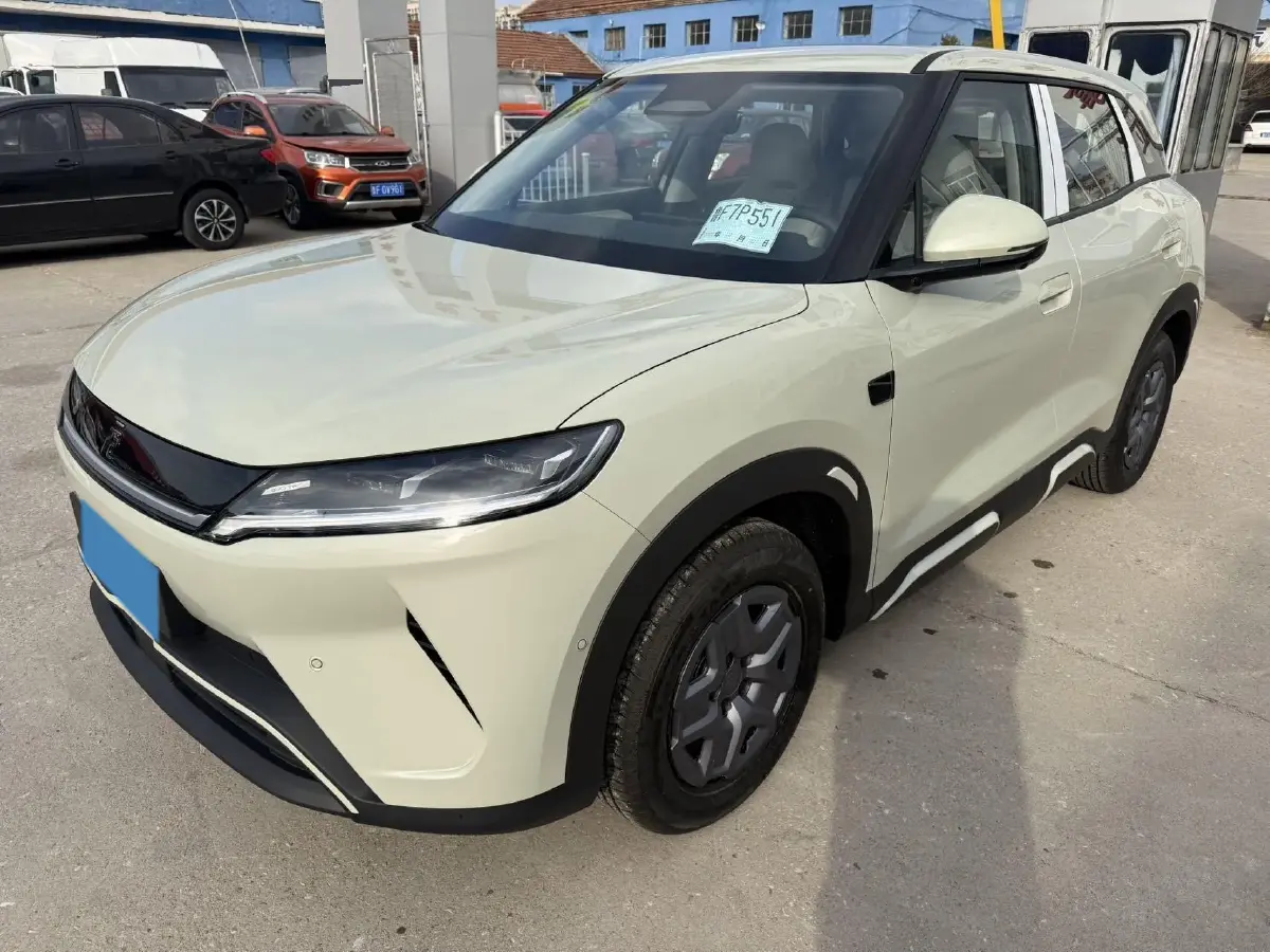 2024 BYD YuanUP BEV 45.12KWH