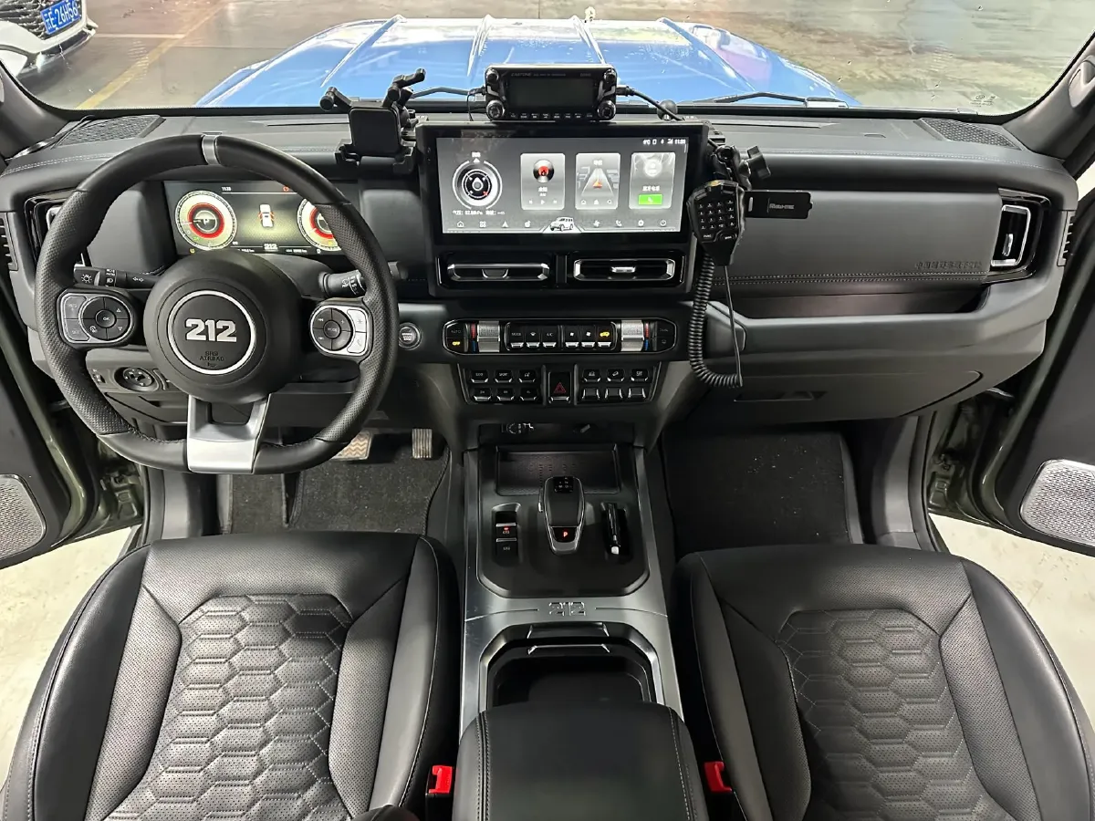 2024 212 212 T01 2.0T 252HP L4 8AT,autocango,china used car exporter,china ev exporter,chinese used car exporter,chinese used ev exporter