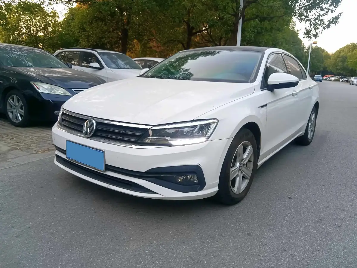 2019 Volkswagen Lamando 1.4T 131HP L4 7DCT