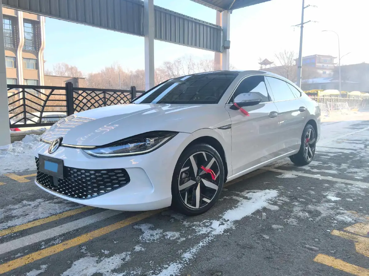 2022 Exceed TXL 2.0T 261HP L4 7DCT