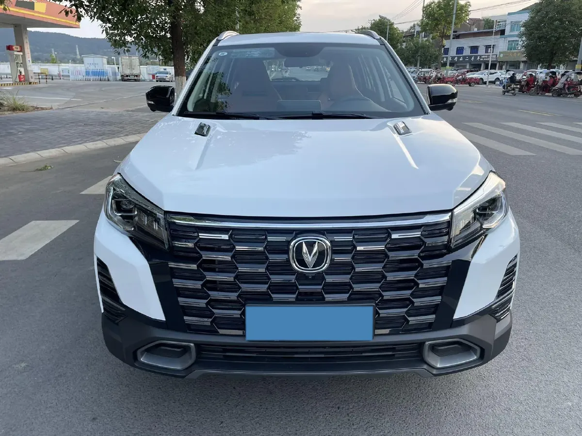 2024 ChangAn CS75 1.5T 188HP L4 7DCT,autocango,china used car exporter,china ev exporter,chinese used car exporter,chinese used ev exporter