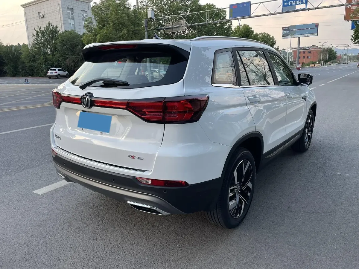 2024 ChangAn CS75 1.5T 188HP L4 7DCT,autocango,china used car exporter,china ev exporter,chinese used car exporter,chinese used ev exporter