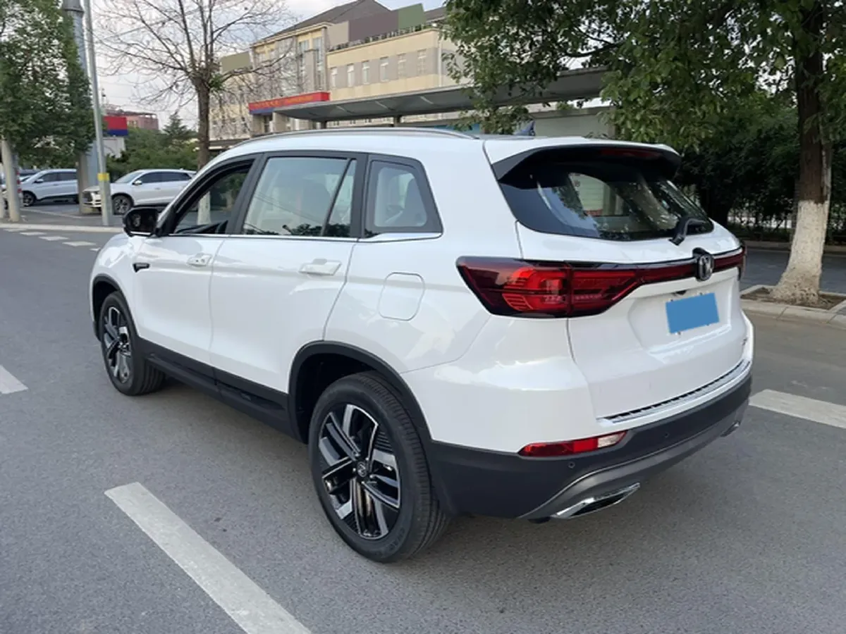 2024 ChangAn CS75 1.5T 188HP L4 7DCT,autocango,china used car exporter,china ev exporter,chinese used car exporter,chinese used ev exporter