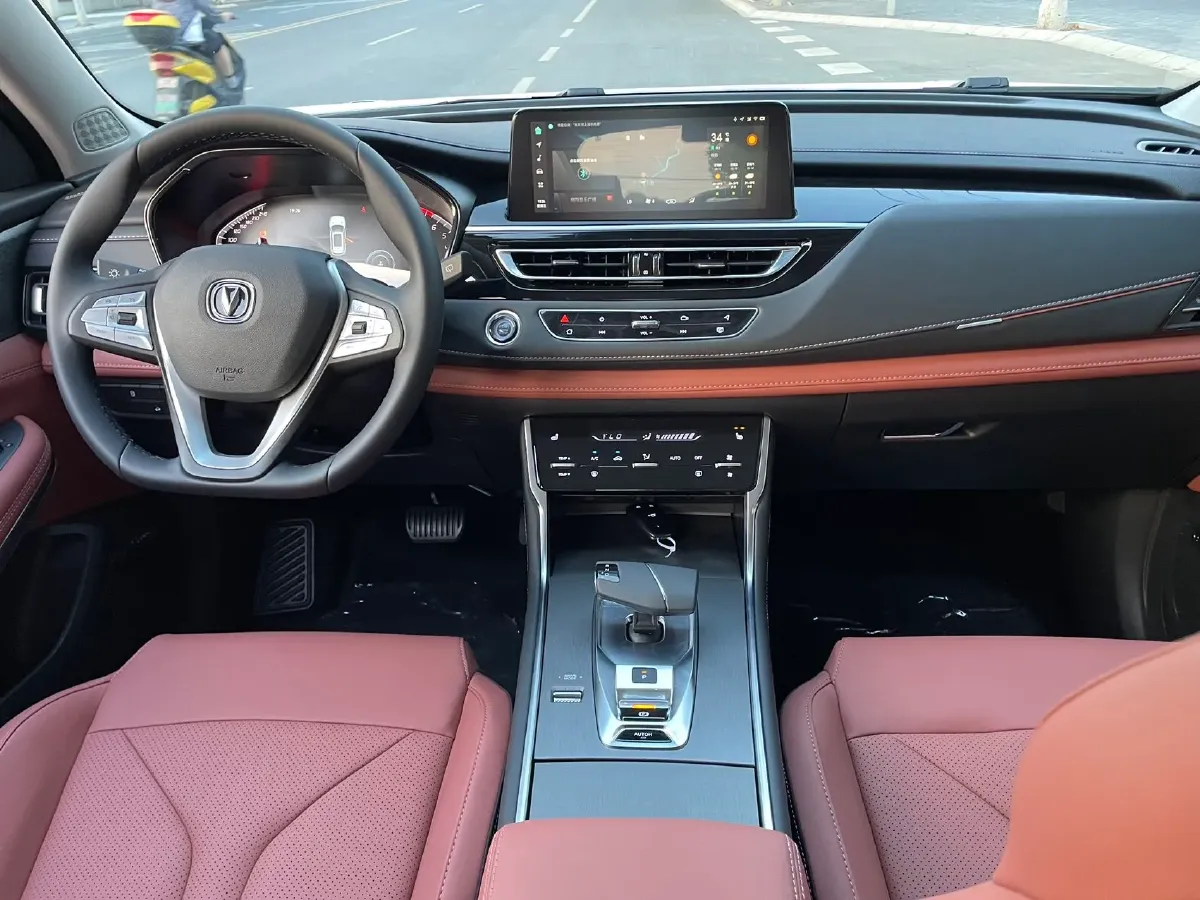 2024 ChangAn CS75 1.5T 188HP L4 7DCT,autocango,china used car exporter,china ev exporter,chinese used car exporter,chinese used ev exporter