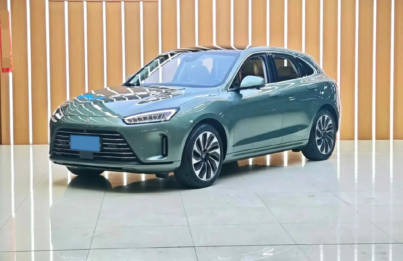 2022 Isuzu Mu-X 2.0T 220HP L4 8AT