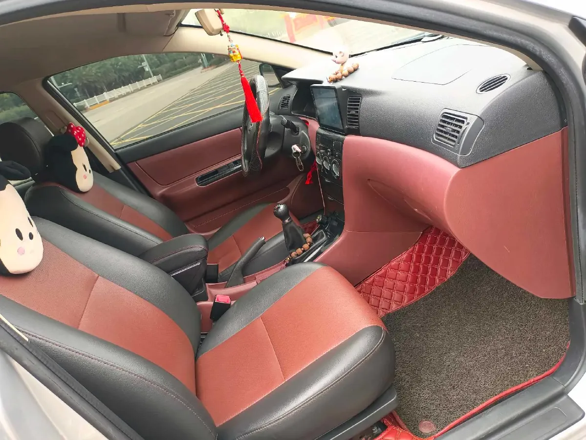 2013 FAW Vita V5 1.5L 102HP L4 5MT,autocango,china used car exporter,china ev exporter,chinese used car exporter,chinese used ev exporter