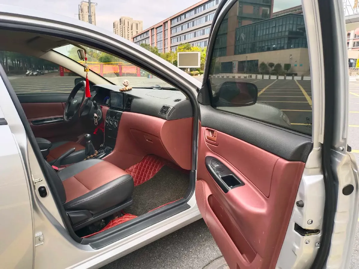 2013 FAW Vita V5 1.5L 102HP L4 5MT,autocango,china used car exporter,china ev exporter,chinese used car exporter,chinese used ev exporter