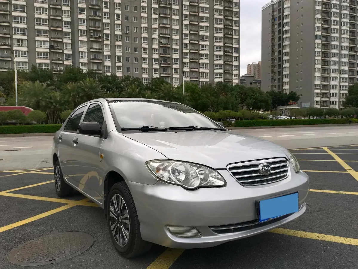 2013 FAW Vita V5 1.5L 102HP L4 5MT,autocango,china used car exporter,china ev exporter,chinese used car exporter,chinese used ev exporter
