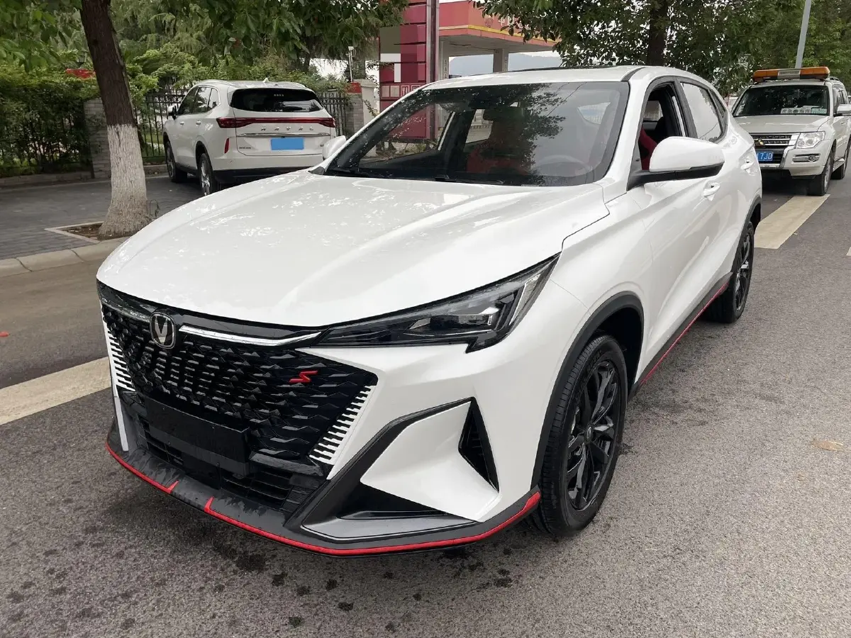 2025 ChangAn X5 PLUS 1.5T 188HP L4 7DCT