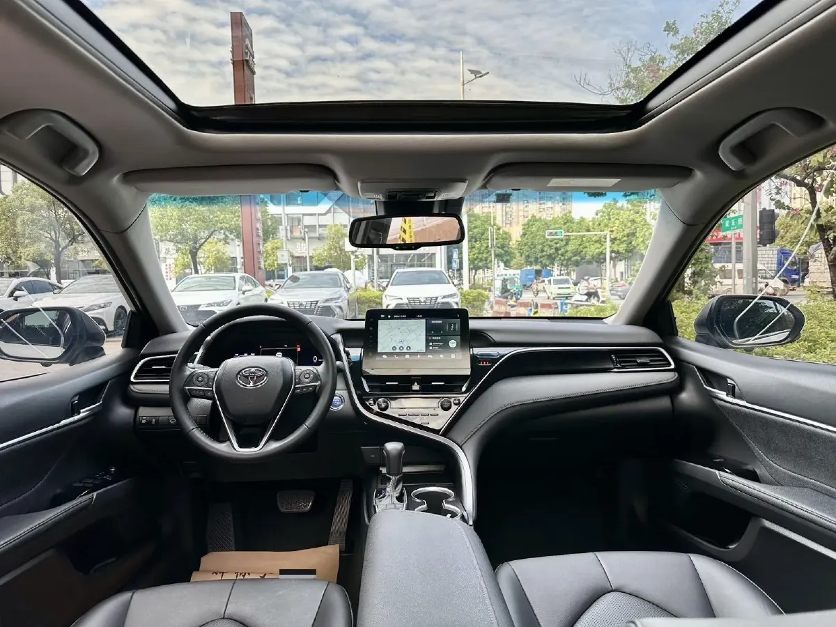 2023 Toyota Camry 2.5L 178HP L4 E-CVT Hybrid,autocango,china used car exporter,china ev exporter,chinese used car exporter,chinese used ev exporter