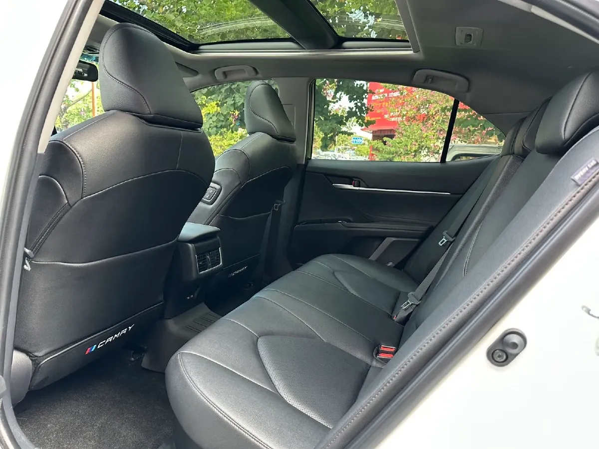 2023 Toyota Camry 2.5L 178HP L4 E-CVT Hybrid,autocango,china used car exporter,china ev exporter,chinese used car exporter,chinese used ev exporter