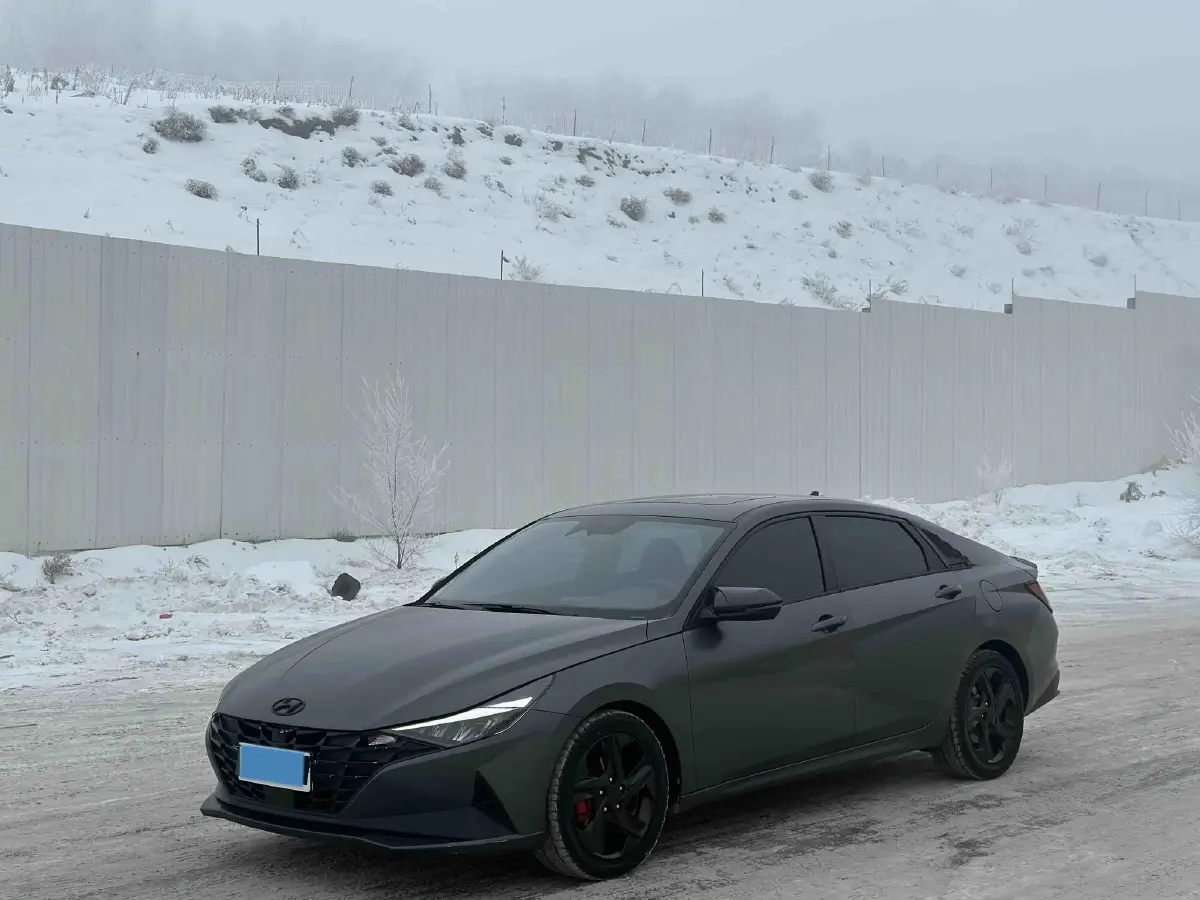 2022 Hyundai Elantra 1.5L 115HP L4 CVT