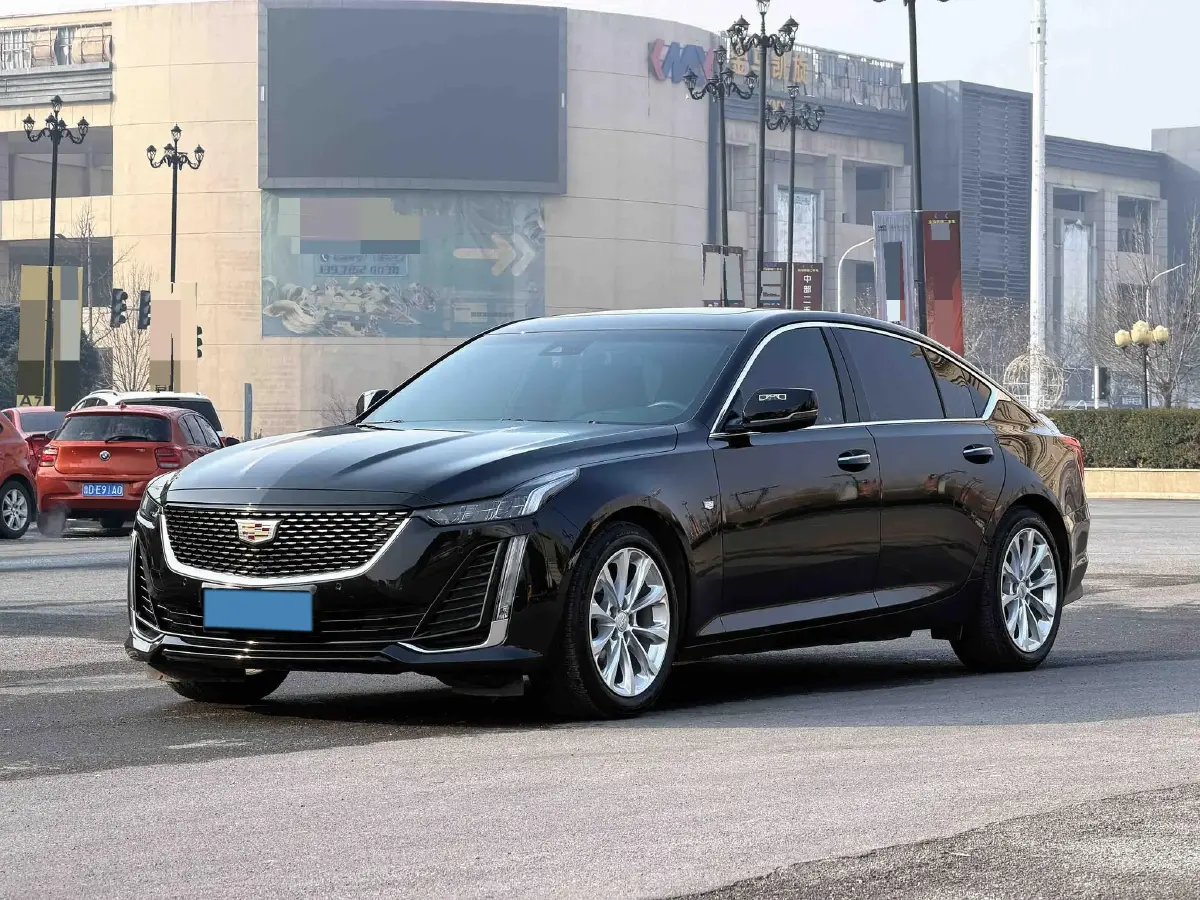2023 Cadillac CT5 2.0T 237HP L4 10AT