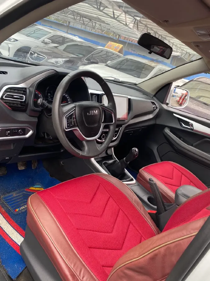 2020 JMC BaoDian 2.5T 140HP L4 5MT,autocango,china used car exporter,china ev exporter,chinese used car exporter,chinese used ev exporter