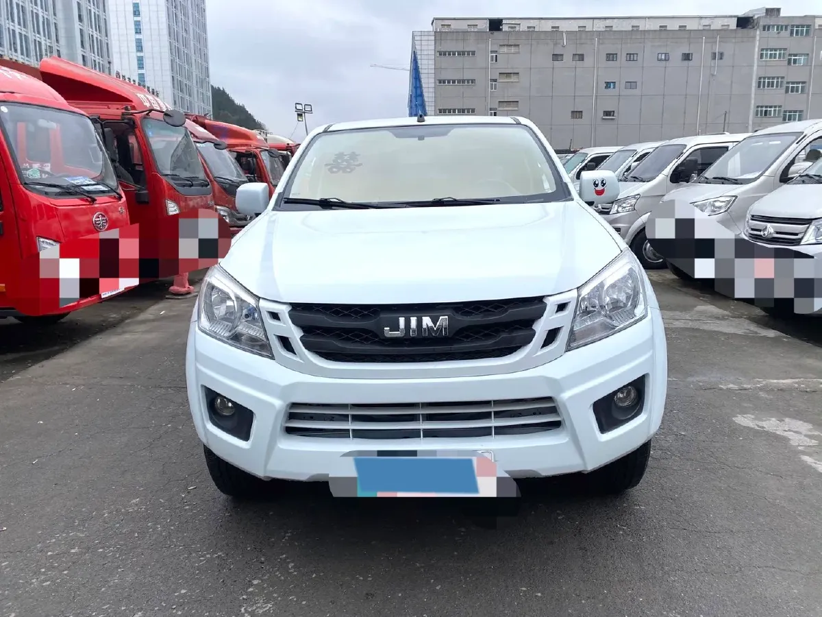 2020 JMC BaoDian 2.5T 140HP L4 5MT,autocango,china used car exporter,china ev exporter,chinese used car exporter,chinese used ev exporter