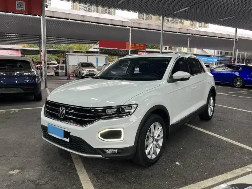 2022 Volkswagen T-Roc 1.4T 150HP L4 7DCT