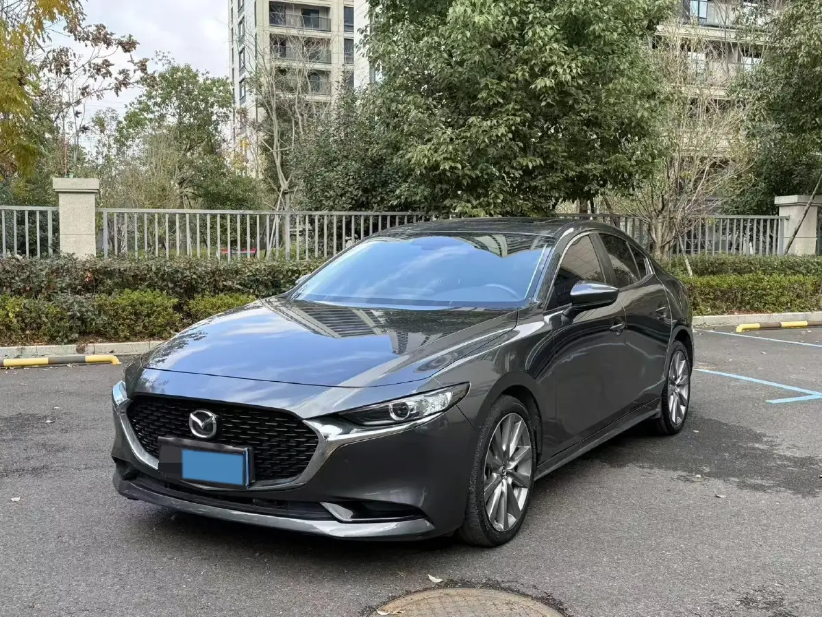 2021 Mazda 3 Axela 2.0L 158HP L4 6AT