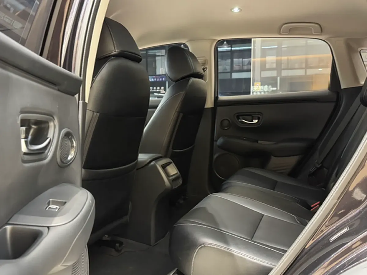 2022 Honda ZR-V 1.5T 182HP L4 CVT,autocango,china used car exporter,china ev exporter,chinese used car exporter,chinese used ev exporter