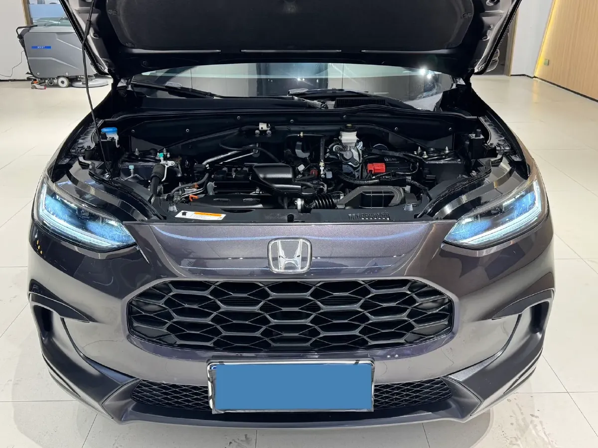 2022 Honda ZR-V 1.5T 182HP L4 CVT,autocango,china used car exporter,china ev exporter,chinese used car exporter,chinese used ev exporter