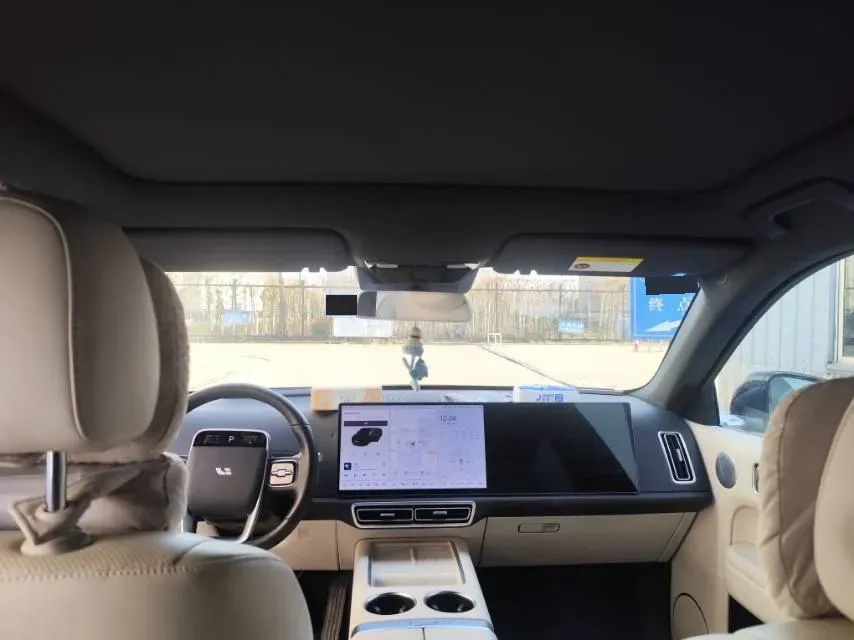 2024 Li L6 Range Extended 154HP L4 REEV 36.8KWH,autocango,china used car exporter,china ev exporter,chinese used car exporter,chinese used ev exporter