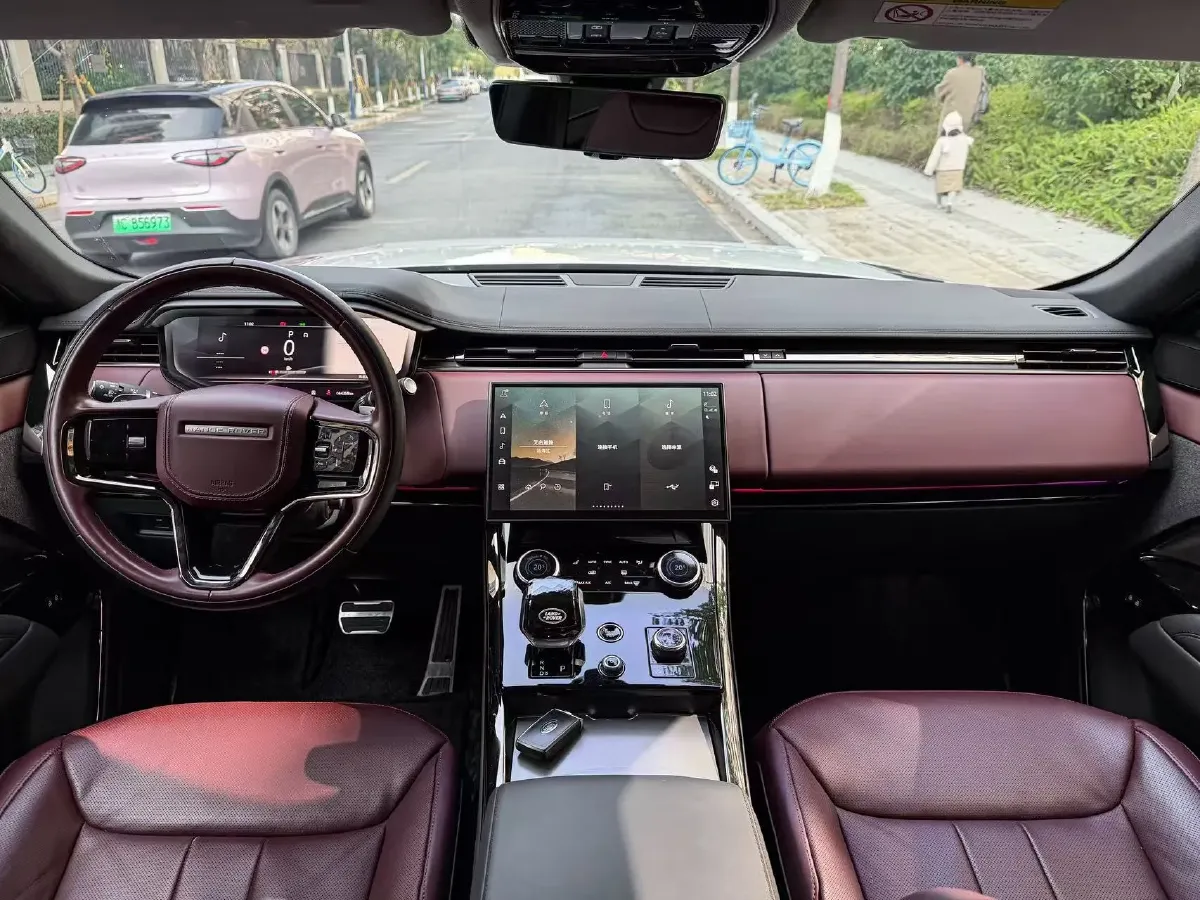 2024 Land Rover Range Rover Sport 3.0T 400HP L6 8AT,autocango,china used car exporter,china ev exporter,chinese used car exporter,chinese used ev exporter