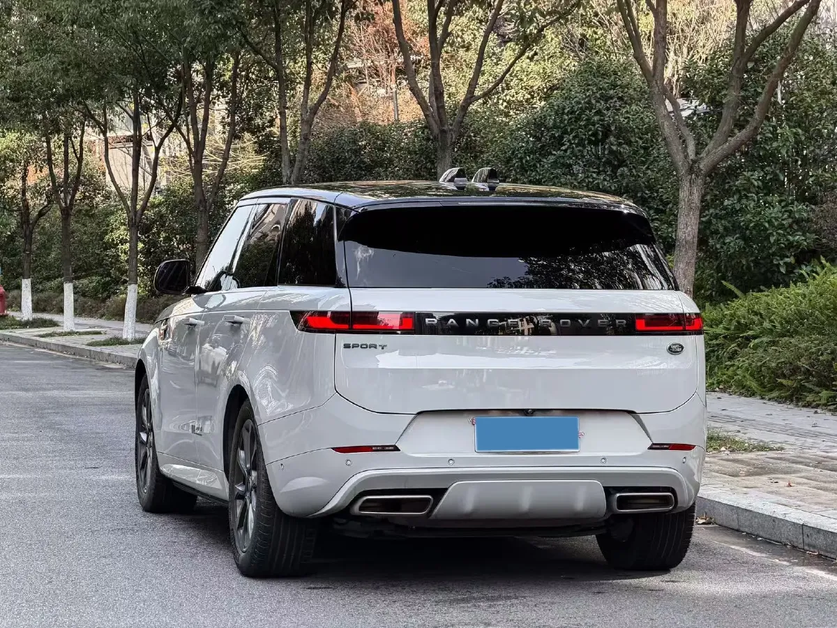 2024 Land Rover Range Rover Sport 3.0T 400HP L6 8AT,autocango,china used car exporter,china ev exporter,chinese used car exporter,chinese used ev exporter