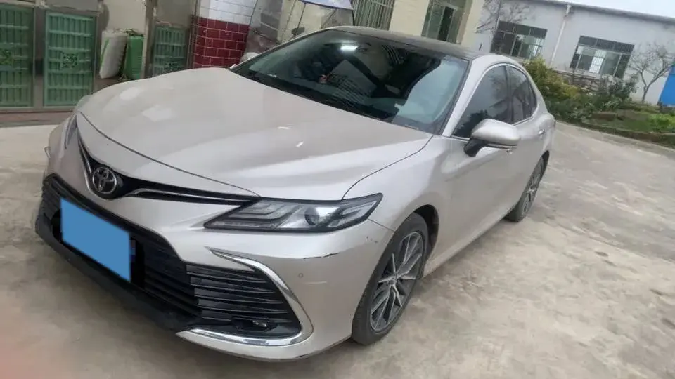 2021 Toyota Camry 2.5L 209HP L4 8AT
