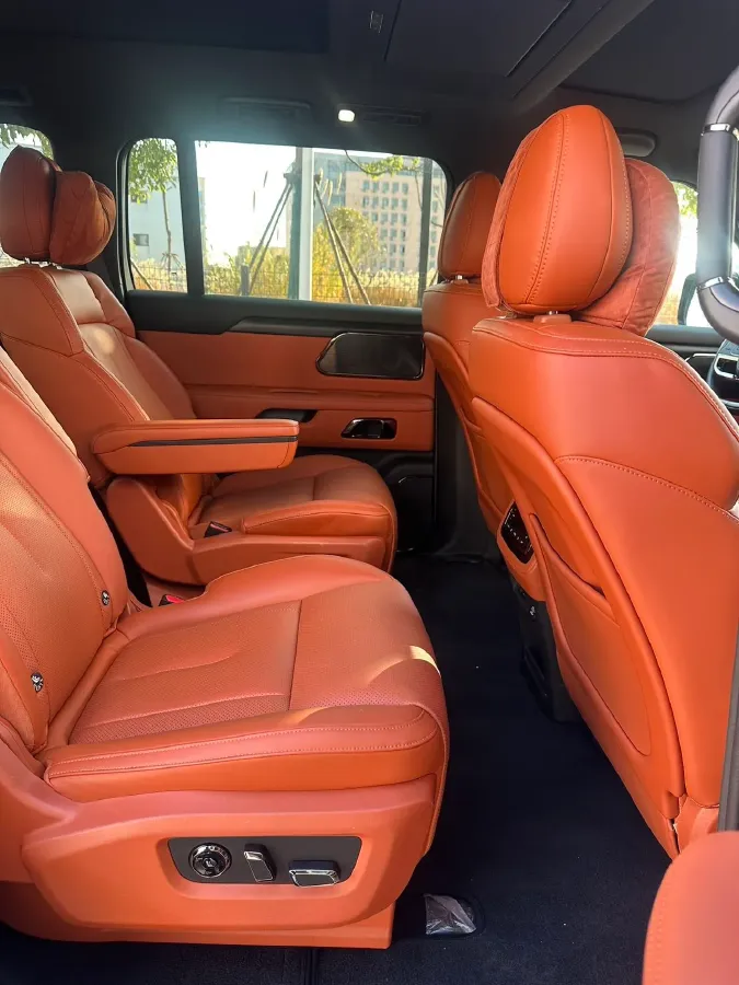 2024 ROX 01 1.5T 152HP L4 REEV 58.4KWH,autocango,china used car exporter,china ev exporter,chinese used car exporter,chinese used ev exporter