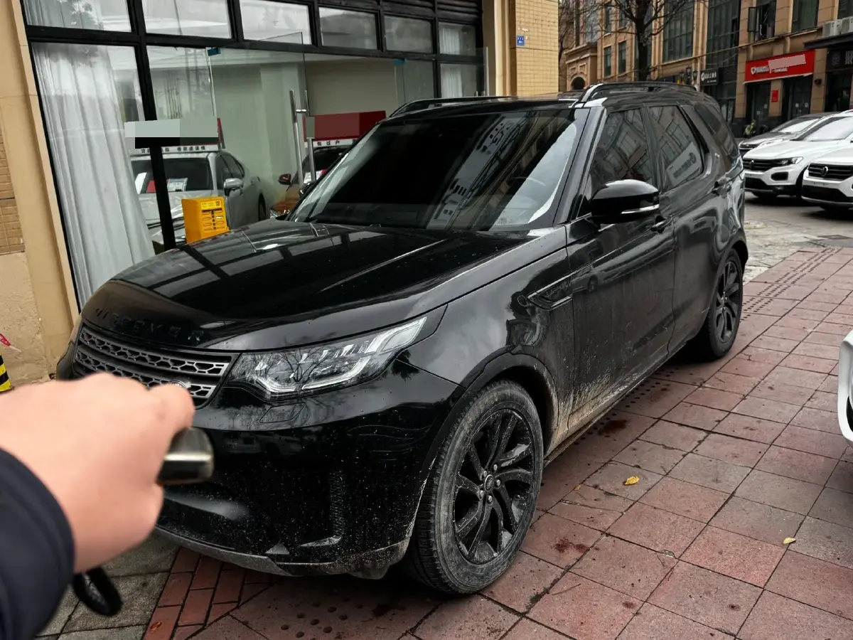 2018 Land Rover Discovery 2.0T 300HP L4 8AT