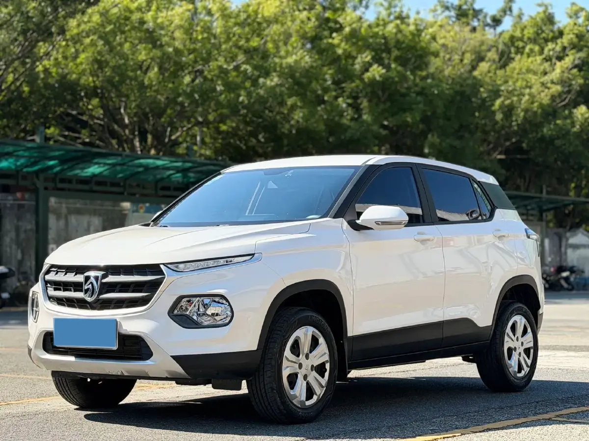 2021 BaoJun 510 1.5L 99HP L4 CVT