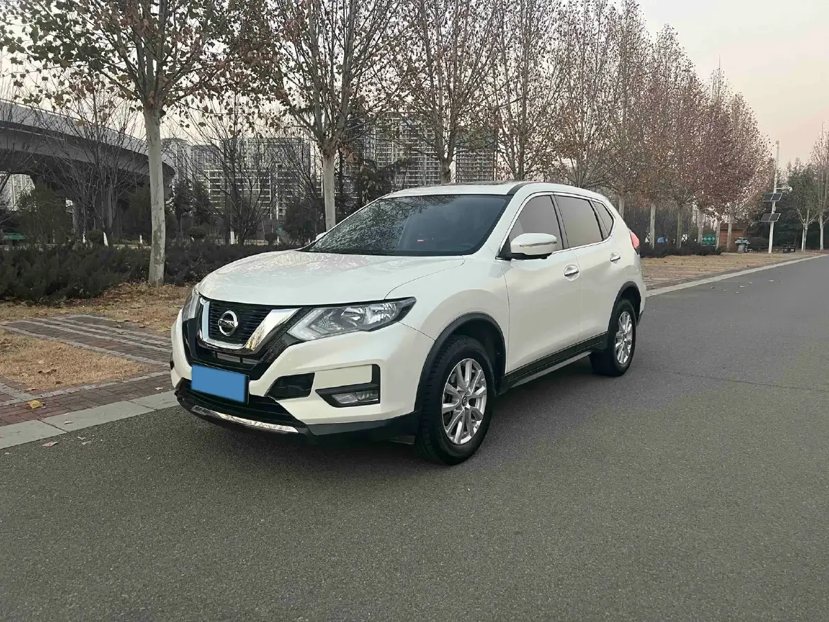 2020 Nissan X-Trail 2.0L 154HP L4 CVT